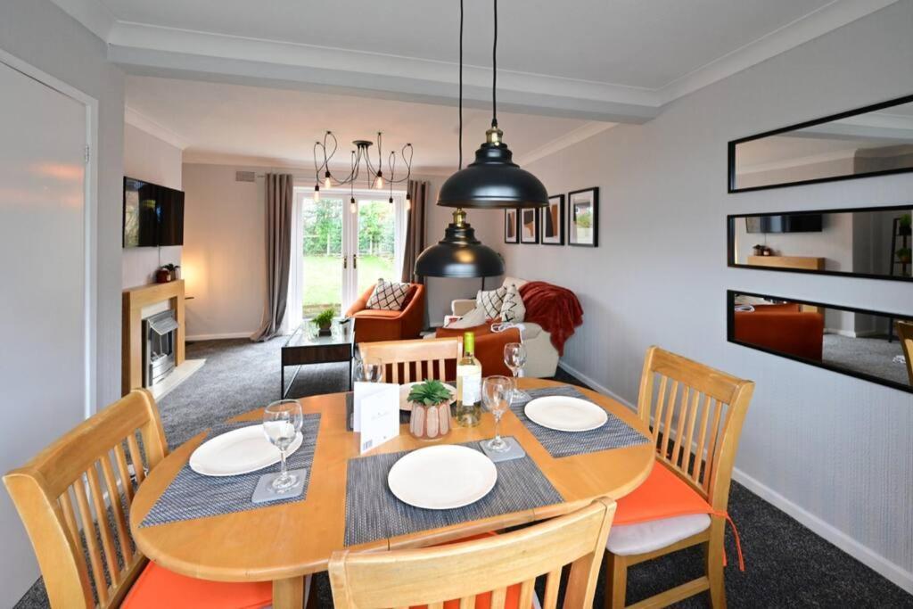 Reduced Rates For Weekly, Monthly And Longer Stays Durham Bagian luar foto