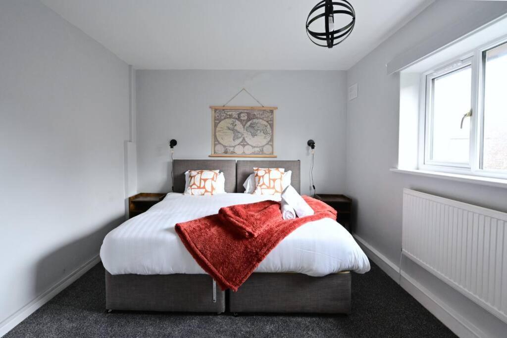 Reduced Rates For Weekly, Monthly And Longer Stays Durham Bagian luar foto